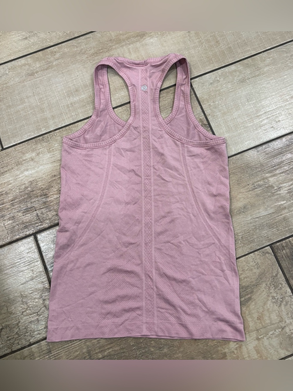 Lululemon Swiftly Tech Seamless Racerback Scoop Neck Tank Top Size 6 Maroon